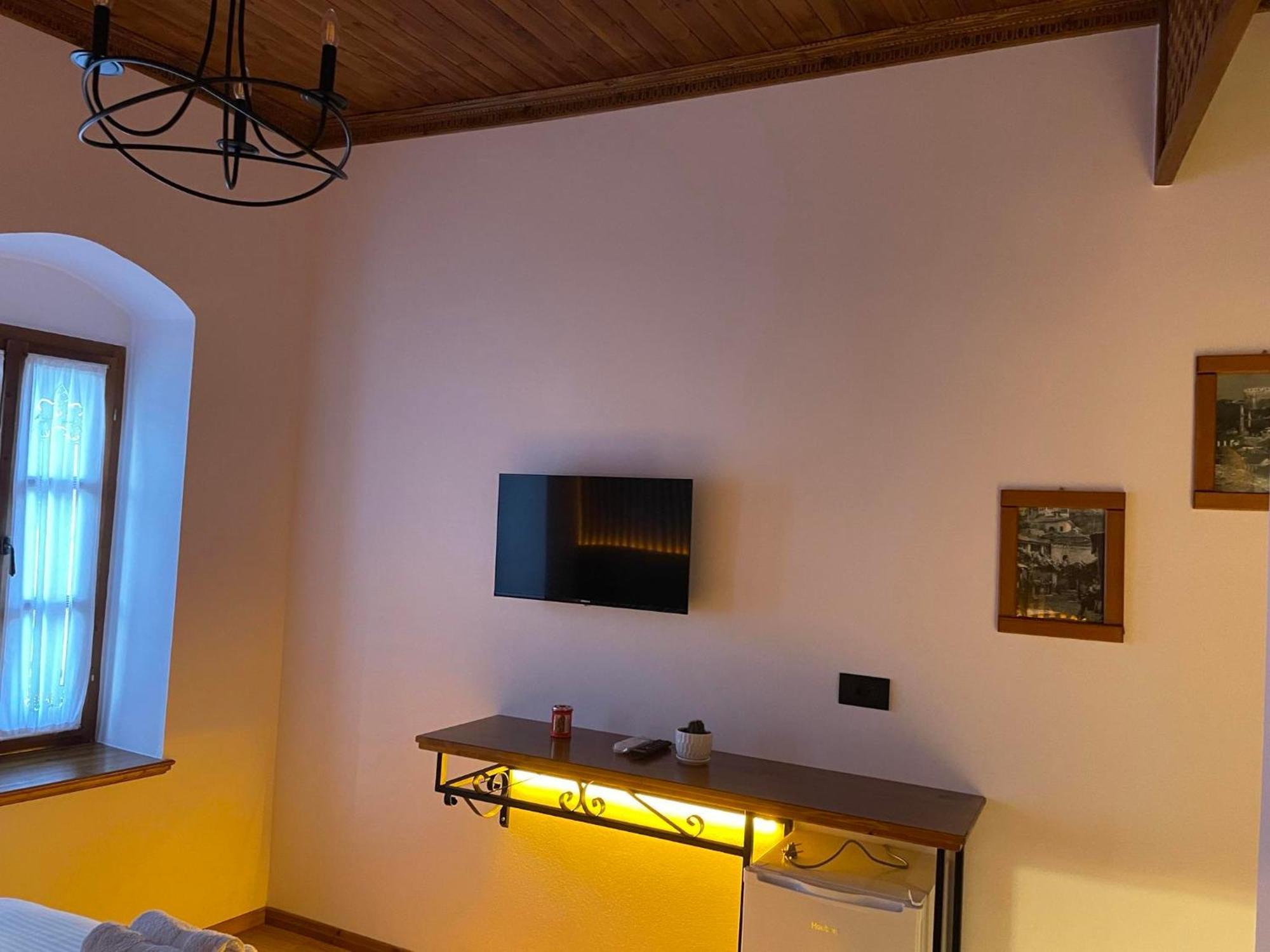 Grey Stone Hotel Gjirokaster Ngoại thất bức ảnh