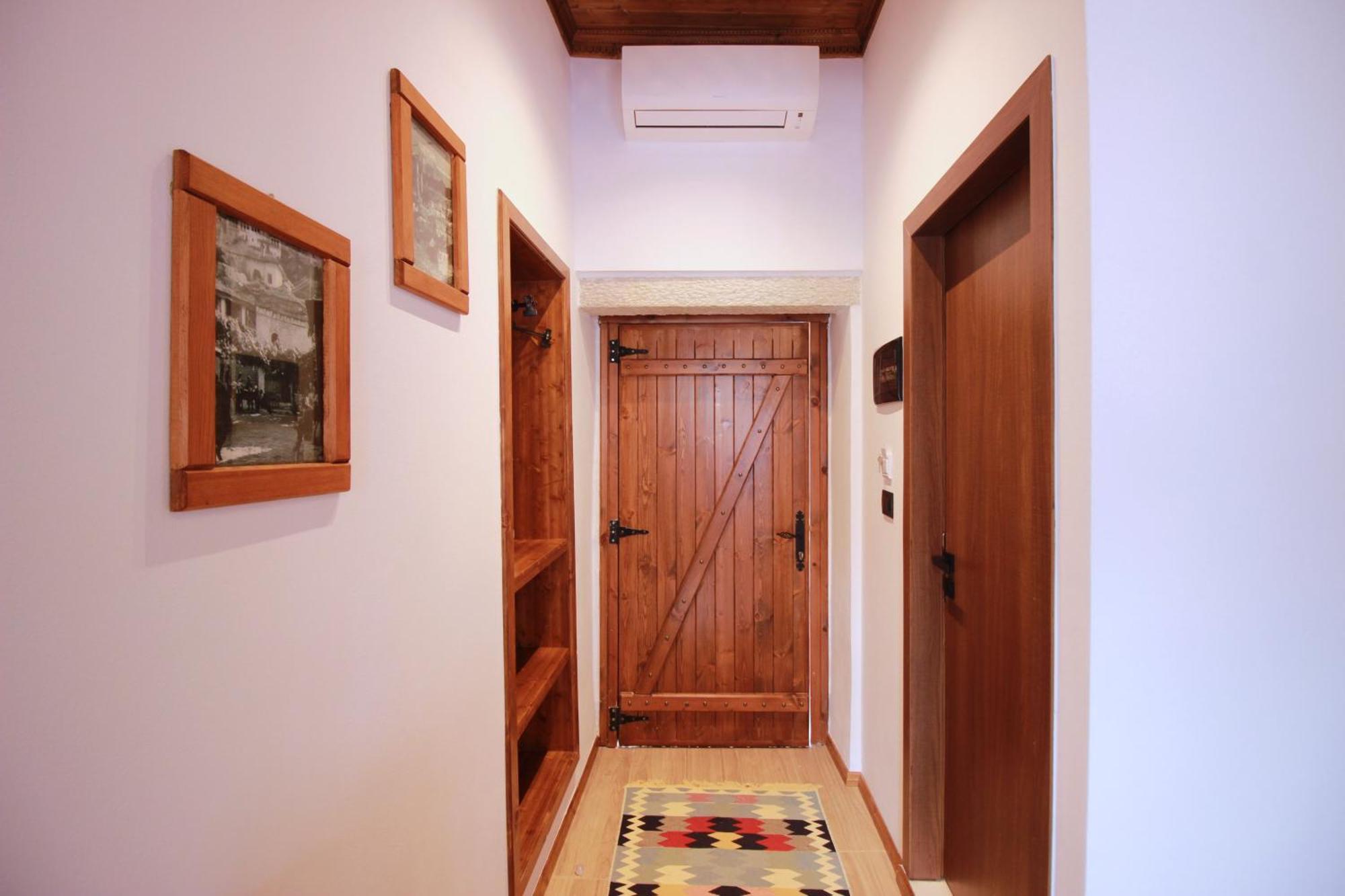 Grey Stone Hotel Gjirokaster Ngoại thất bức ảnh